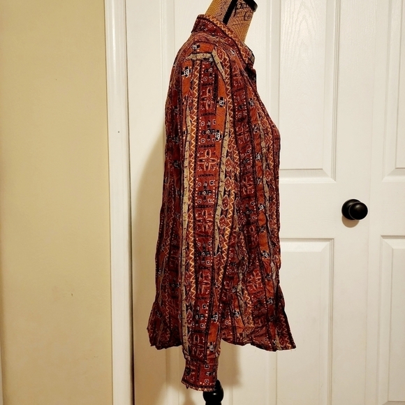 NWT Metro Express 100% Silk Brown Tribal Design Button Up Shirt Women's M Fall - Picture 2 of 10